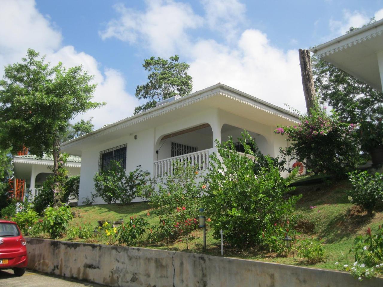 Chepsted Chalets Glacis  ภายนอก รูปภาพ