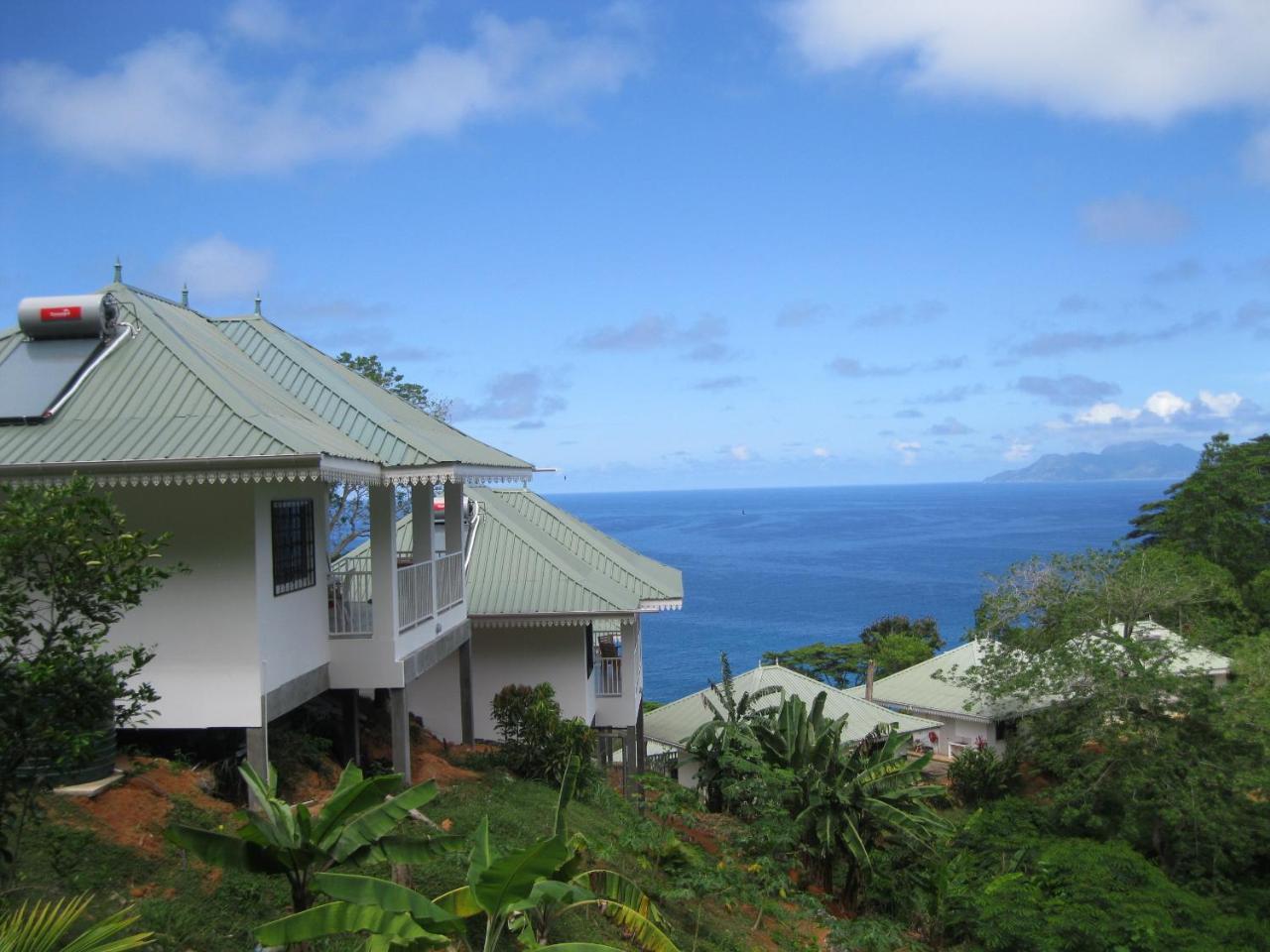 Chepsted Chalets Glacis  ภายนอก รูปภาพ