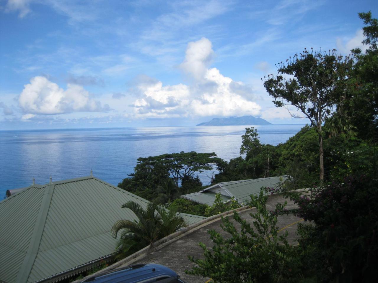 Chepsted Chalets Glacis  ภายนอก รูปภาพ