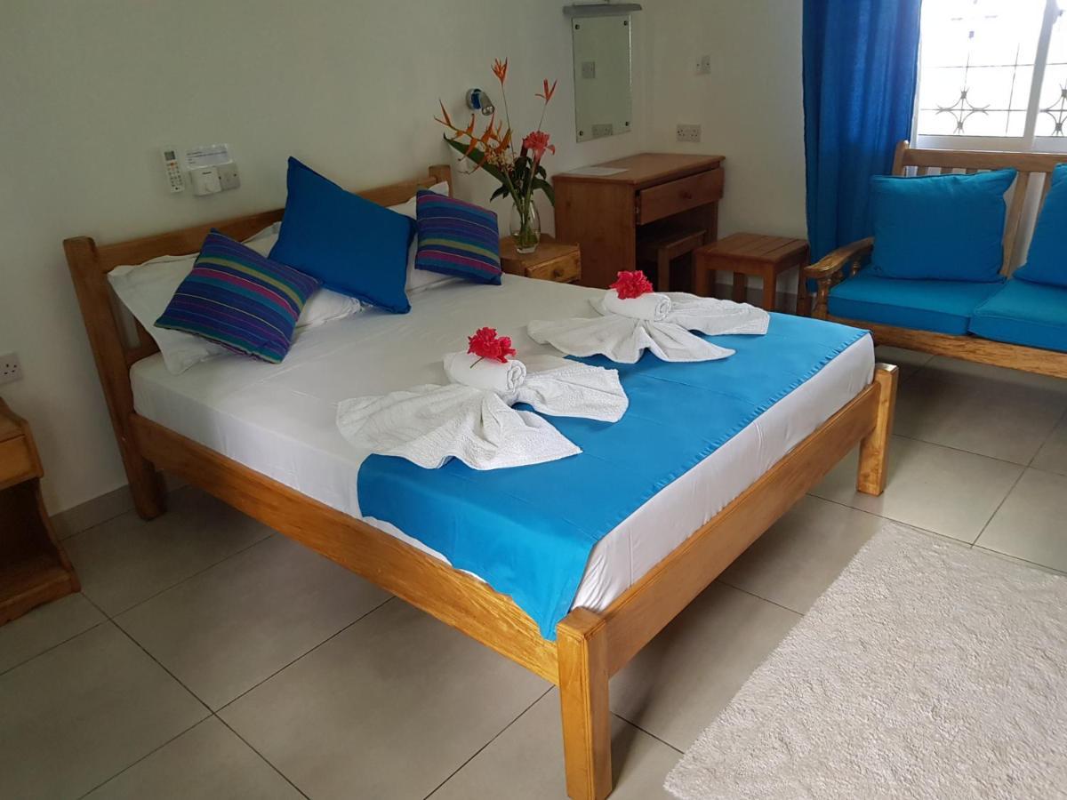 Chepsted Chalets Glacis  ภายนอก รูปภาพ