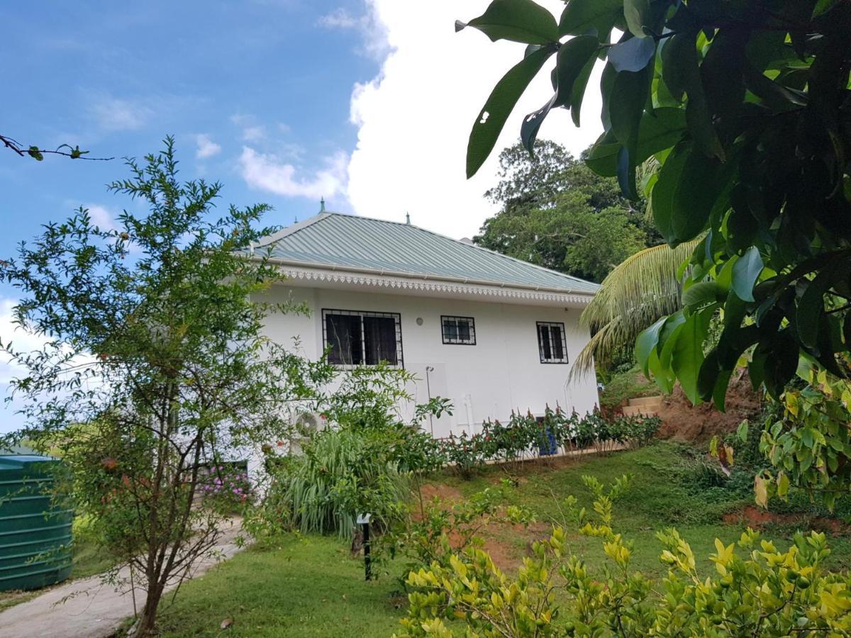 Chepsted Chalets Glacis  ภายนอก รูปภาพ