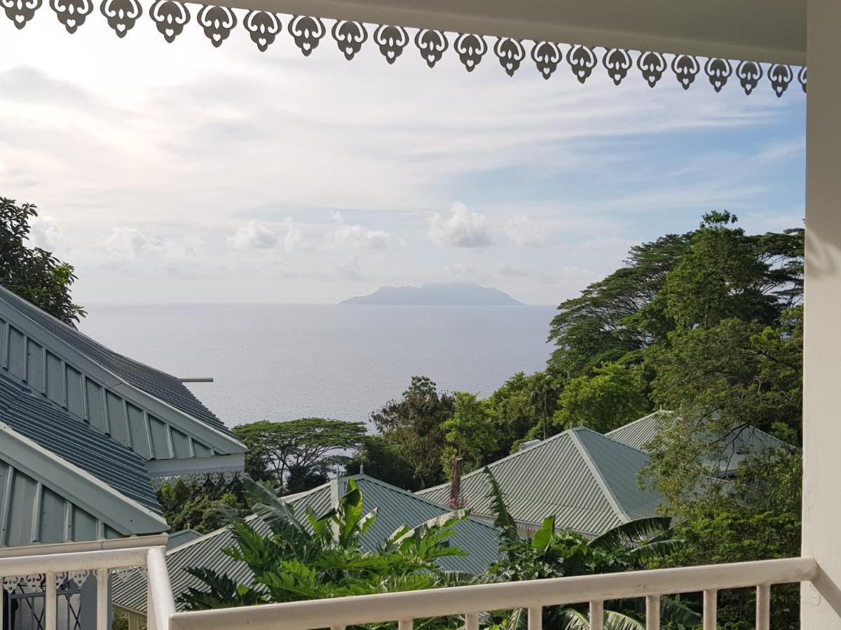 Chepsted Chalets Glacis  ภายนอก รูปภาพ