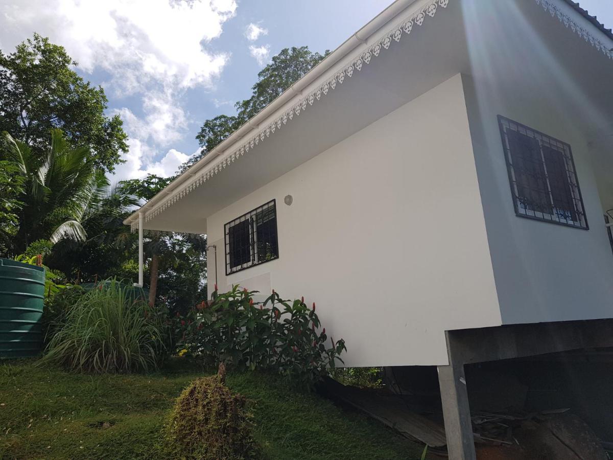 Chepsted Chalets Glacis  ภายนอก รูปภาพ