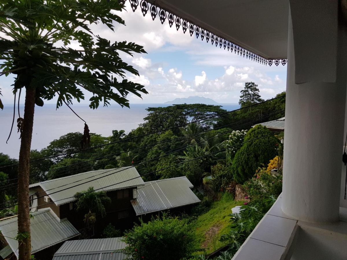 Chepsted Chalets Glacis  ภายนอก รูปภาพ